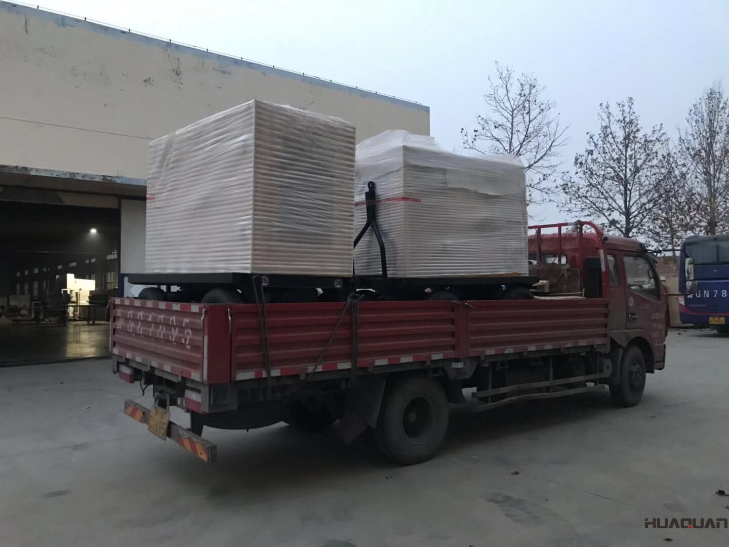 一臺30kw靜音箱柴油發(fā)電機組于11月20日從華全動力成功發(fā)往福建省