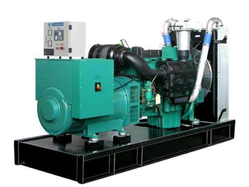 河北省趙先生從華全動力采購的1000kw立柜四保護柴油發電機組于2月18日成功發往目的地